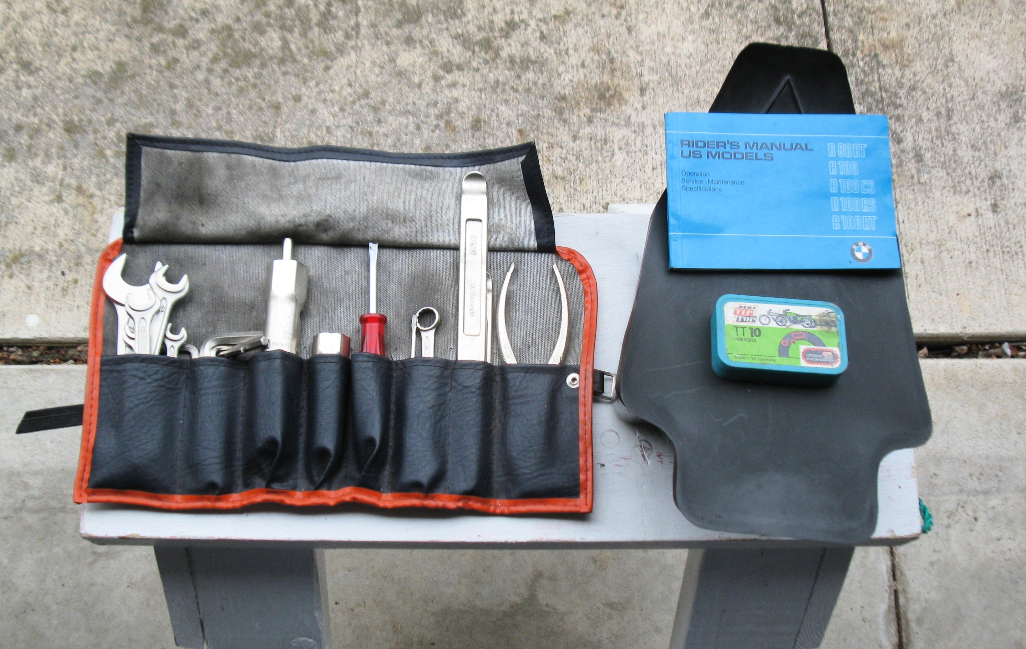 Toolkit from 1984 R100RS