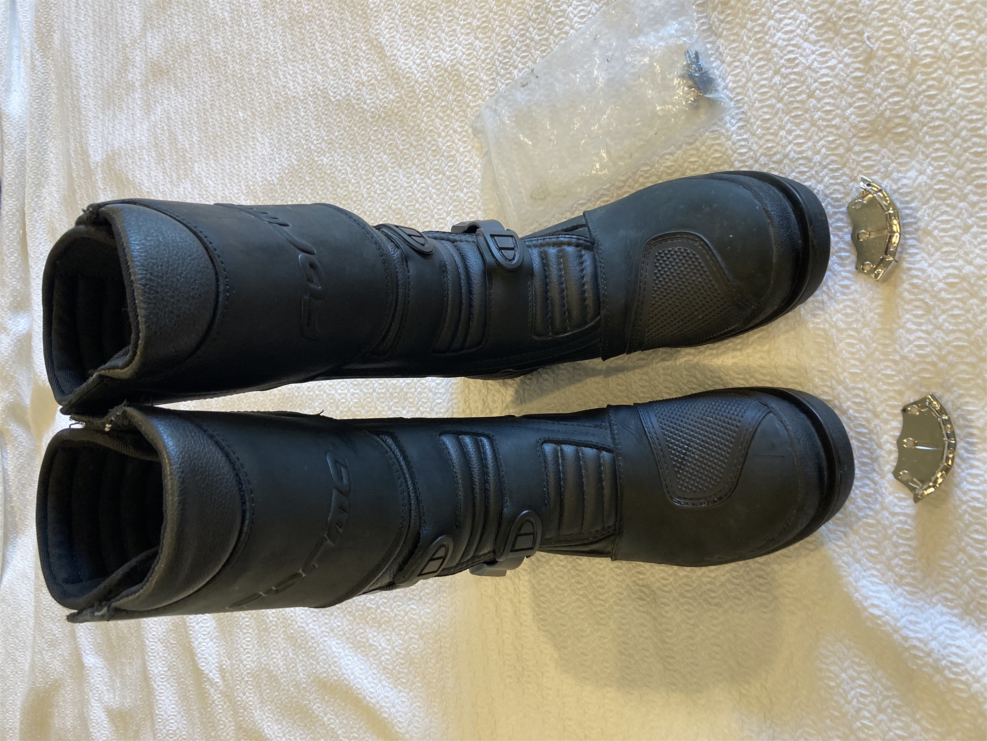 Forma Cape Horn boots