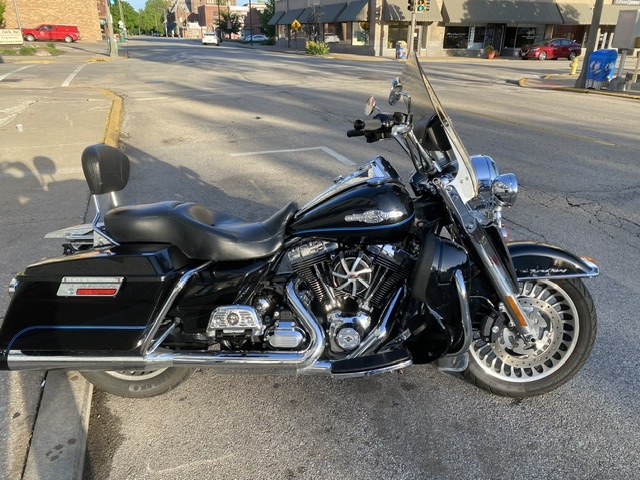 2013 Harley Road King, west-central Illinois 