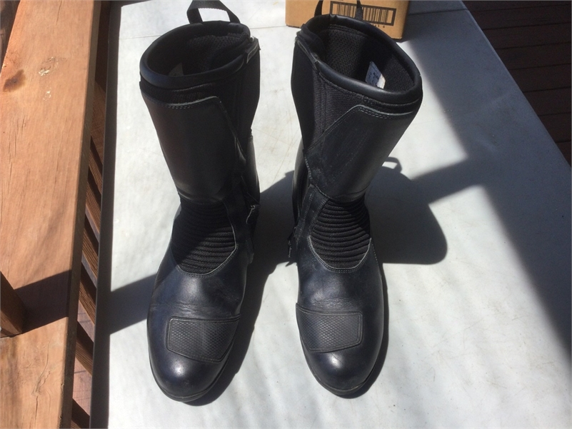 BMW Allround motorcycle boots US size 13