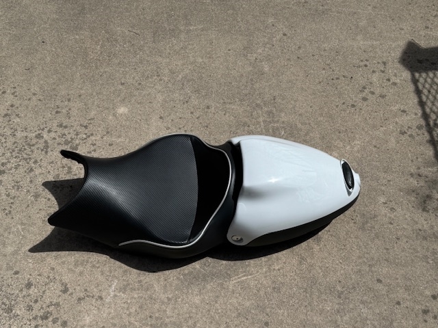 K1200S or K1300S seat w/pod