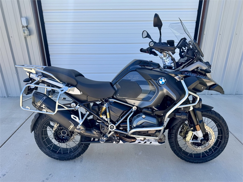 2018 R1200GSA - Triple Black