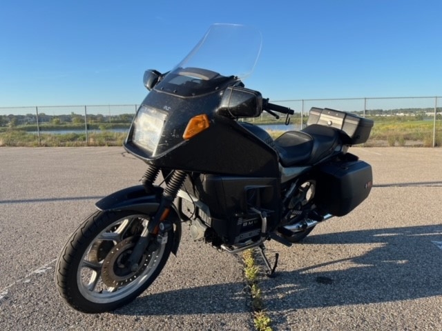 1991 BMW K75RT - located in southern MN