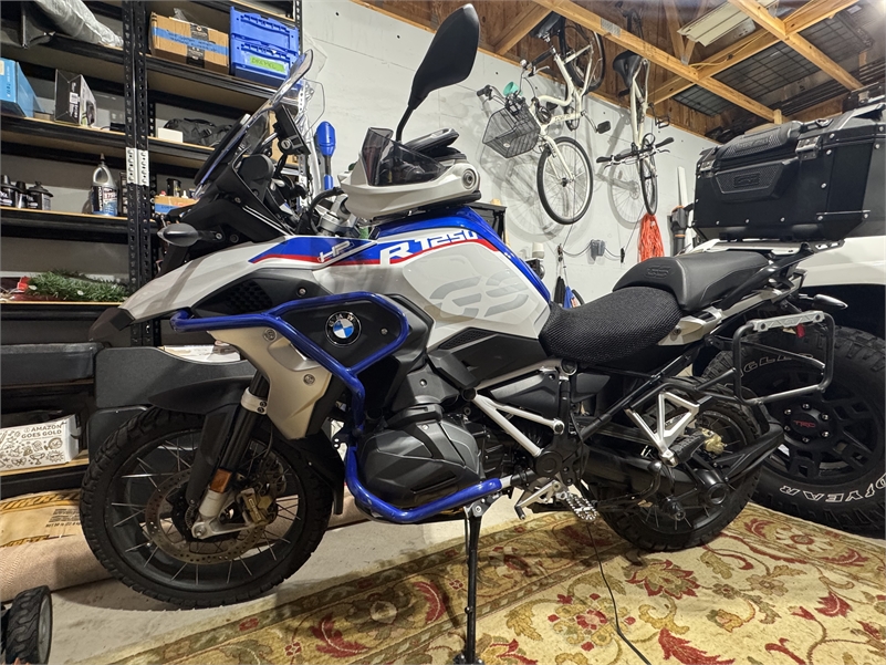 Wunderlich Engine Crash Bars - HP Blue for R1250GS