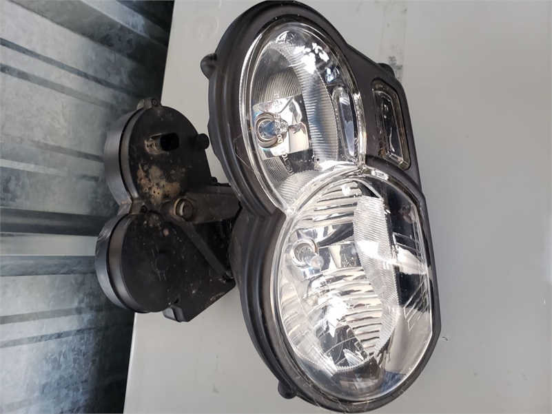 Headlight assembly from 2005 R1200GS