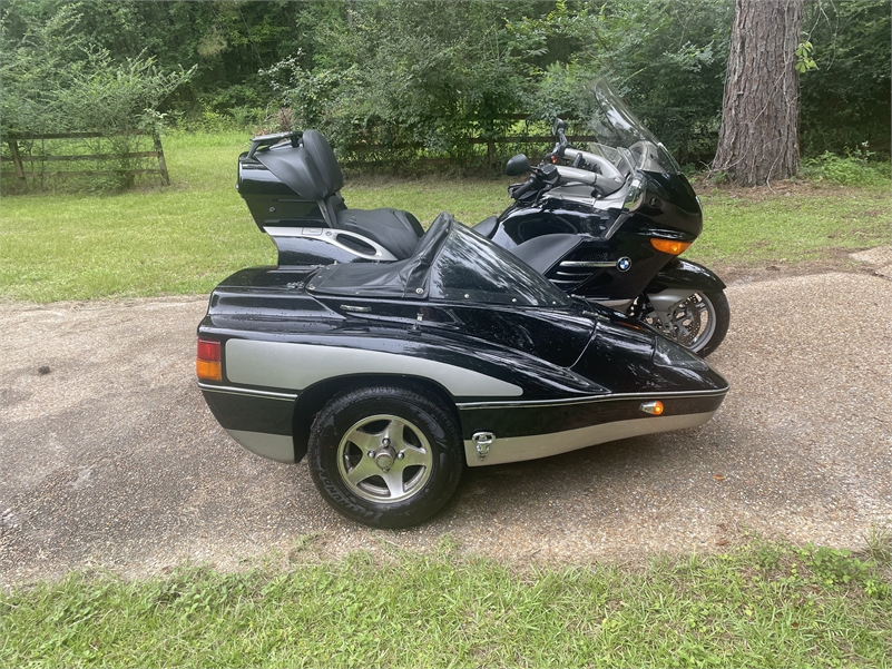 2009 Black K1200lt with Hannigan 
