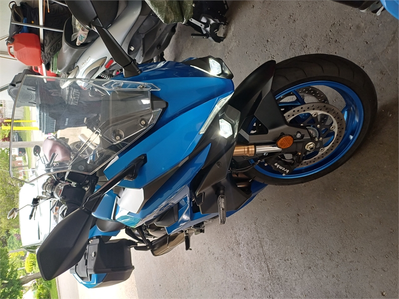 2022 Suzukigsxs1000gt 