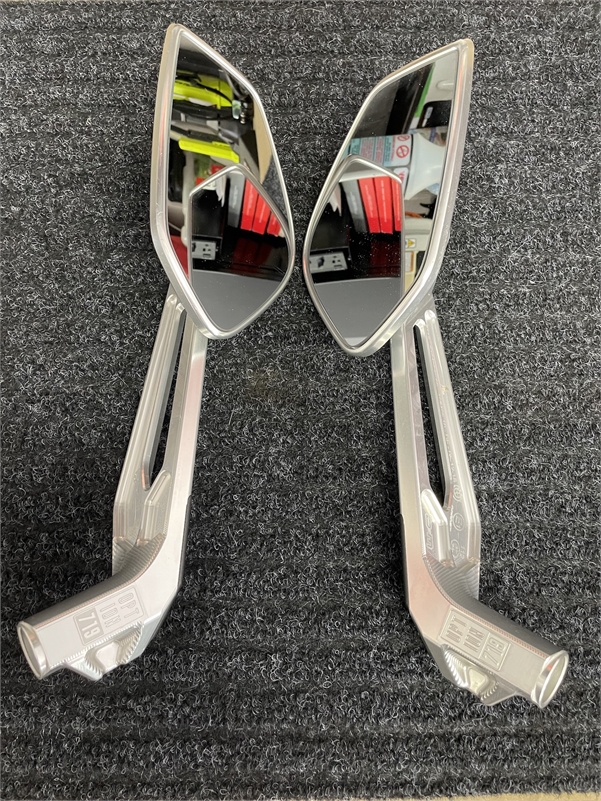 Looking to trade for a set of Black Option 719 Mirrors
