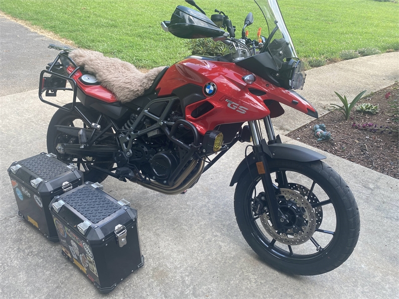 BMW F700GS
