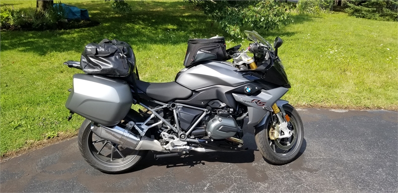 2016 BMW R1200RS Premium Package Bags Fresh Pilot 6s Remus Slip On METICULOUSLY MAINTAINED